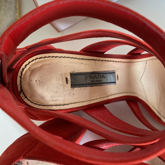 Prada Red Caged Block Heel - Picture 4 of 10